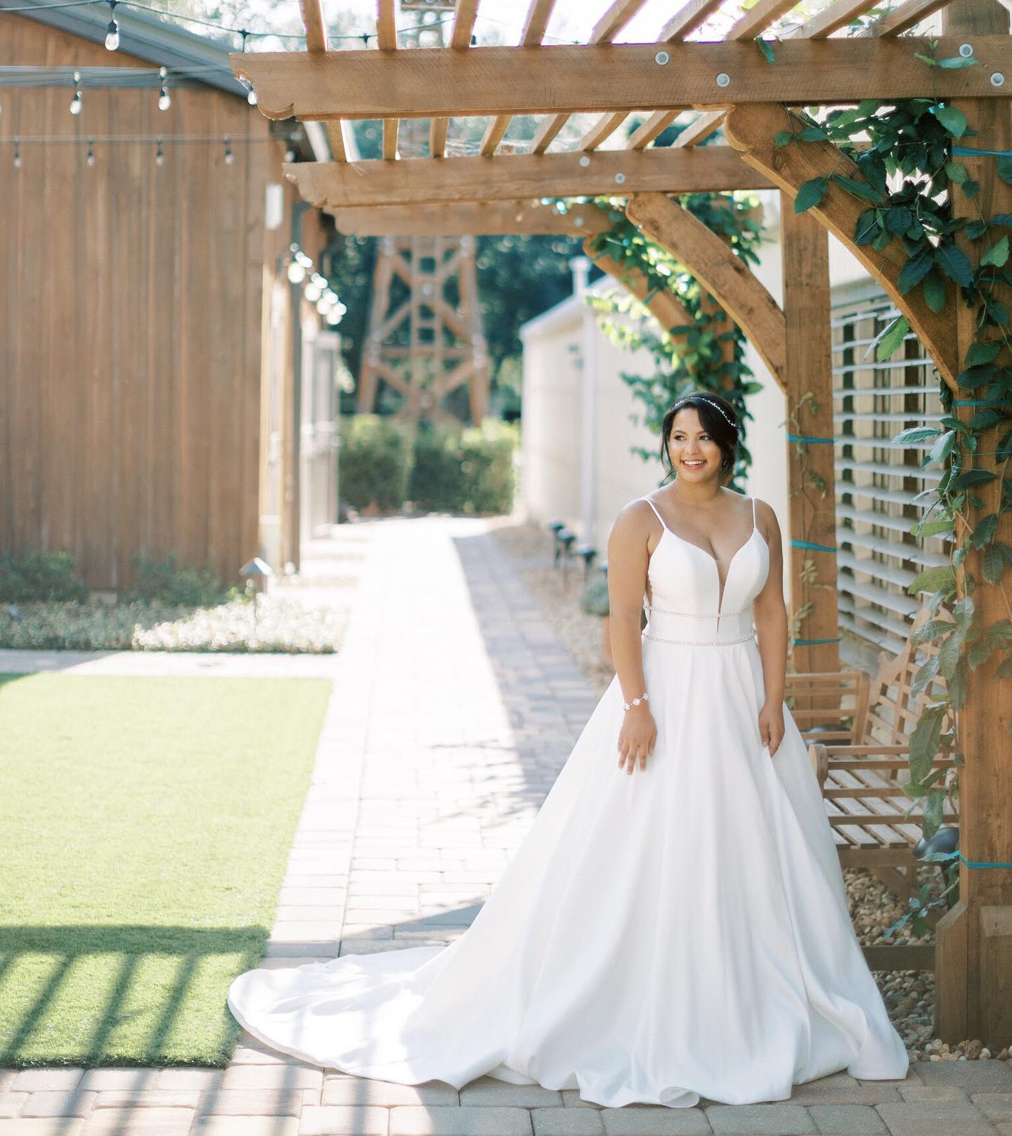 White Closet Bridal 